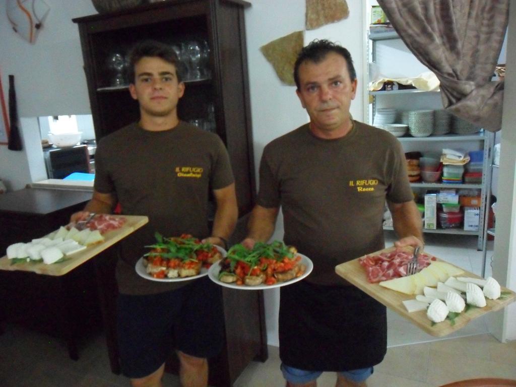 Osteria B&B Il Rifugio Peschici Buitenkant foto